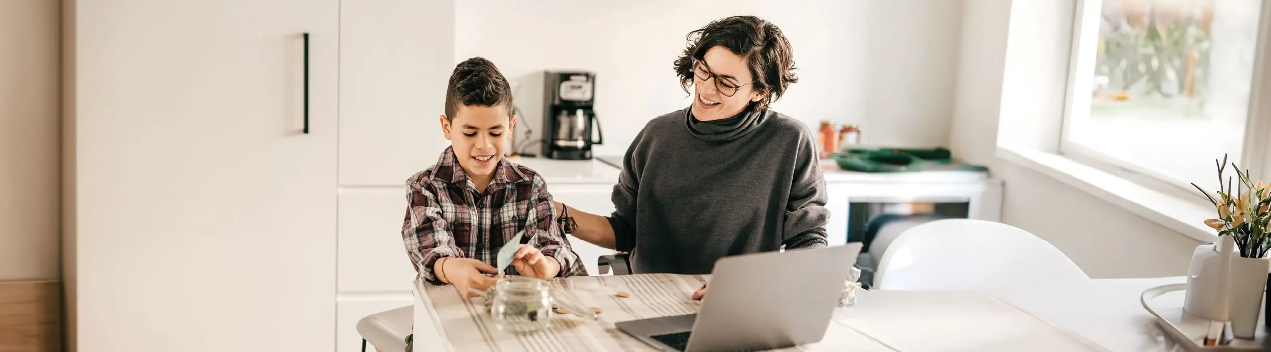 How to Teach Your Kids About Money: A Comprehensive Guide