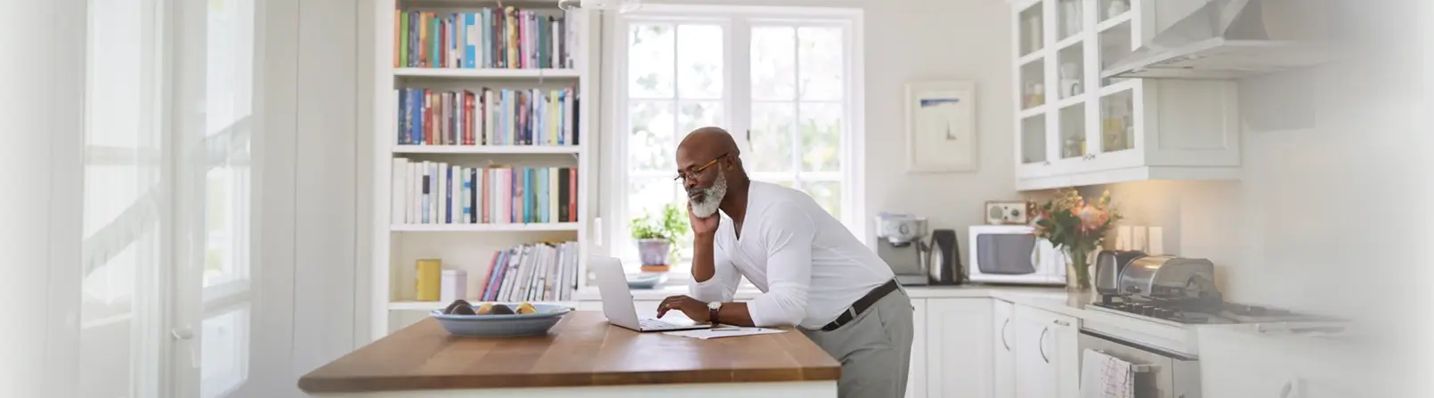 Financial Guidance for Older Adults to Navigate Retirement Securely